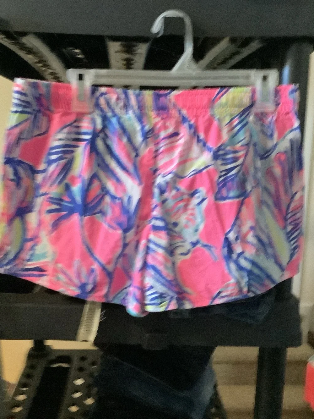 Lilly‎ Pulitzer Pink Multi-Leaf Print Athletic Shorts